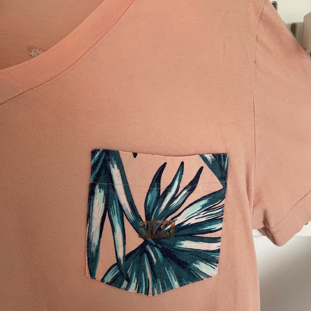 PINK V NECK
